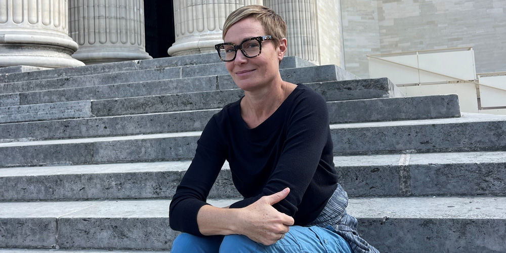 Author Shelley Wood